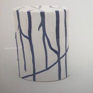 Meet your Posher, Holly